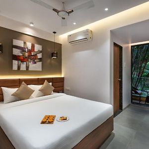 Deluxe Forest View Room