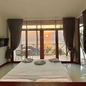 Deluxe Zimmer mit Kingsize-Bett
