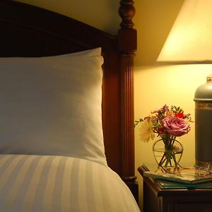 Queen Room Two Queen Beds Resort View Pavilion
