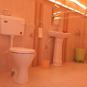 Deluxe Double Room Bath
