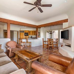 2 BEDROOM 2 KING MOUNTAIN VW STE STAIR ACCESS