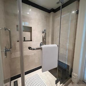 Luxury Suite Semi Private Pool