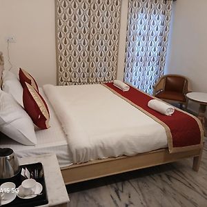 Super Deluxe Double Room