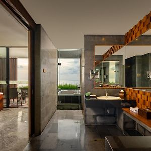 King Suite Ocean View