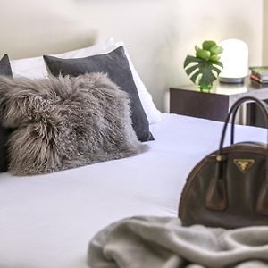 Superior Room King or Twin Beds Includes Historic Werribee Mansion Tour
