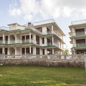 Himgiri Resorts