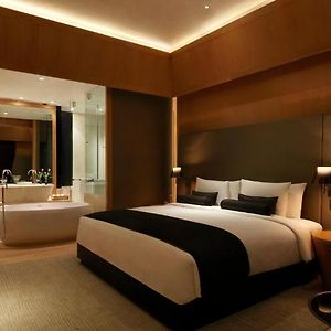 Premium Lake View Room
