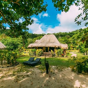 Bungalow Beach Front