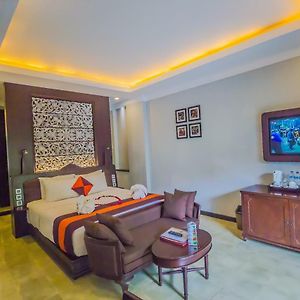 Super Deluxe Double Room Pool Access