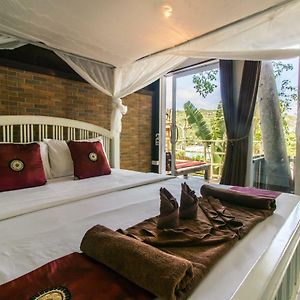 Deluxe Zimmer mit Kingsize-Bett