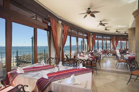El Patron Restaurant at Villa del Palmar Flamingos