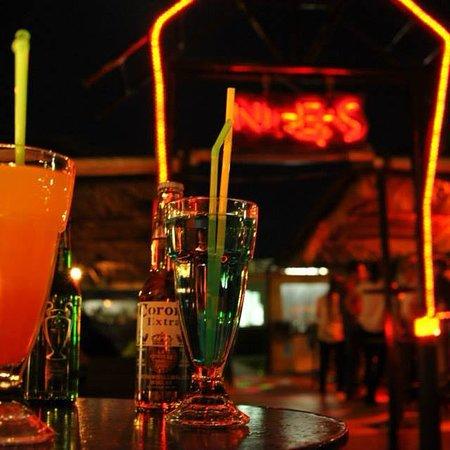 Nireas Beach Bar Restaurant
