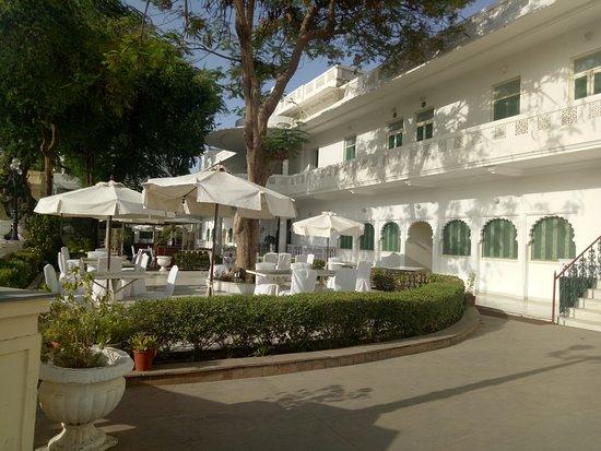 Garden Hotel Restaurant