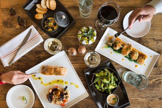 La Cascada Table & Bar