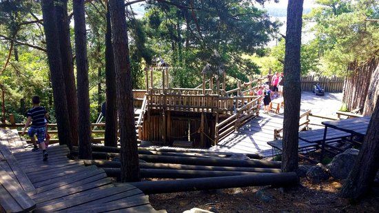 Vaski Adventure Island