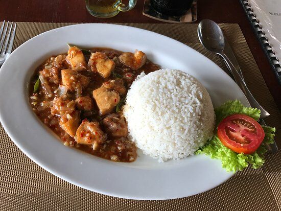 Janus Paradise And Restaurant